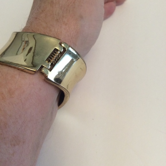 Gold tone hinged bracelet beautiful bjr box 3 - Picture 4 of 5